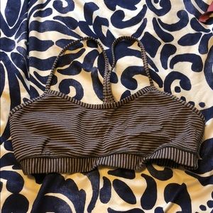 Lululemon sports bra
